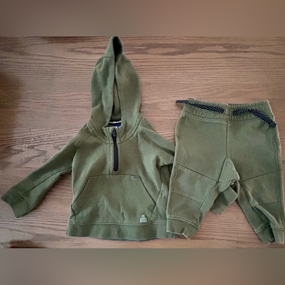 Baby Gap Fit Tech Hoodie And Jogger Set